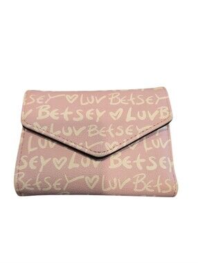 BETSEY JOHNSON LUV BETSEY TRI-FOLD WALLET WITH PINK GRAPHICS  NWOT.